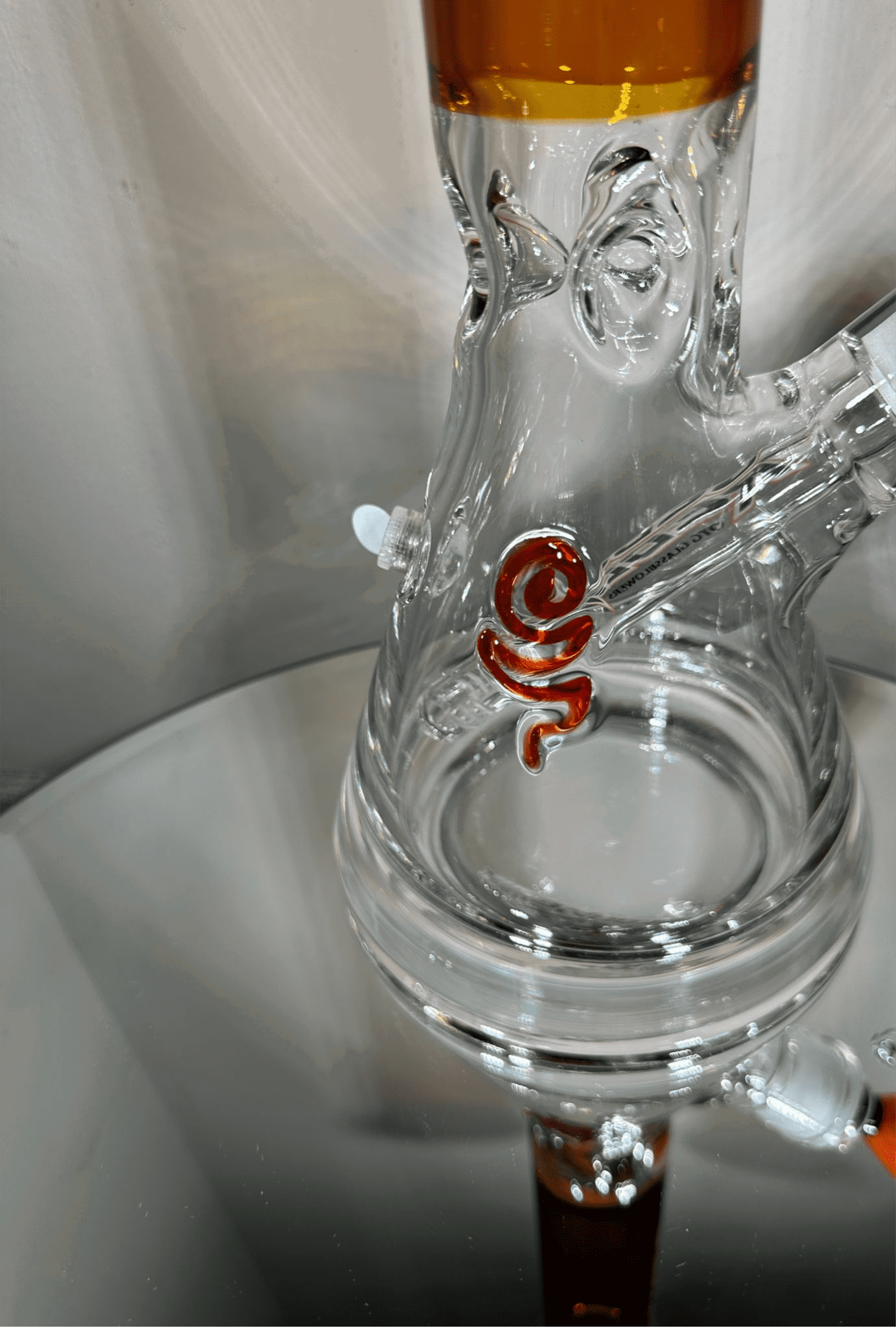 16” Redline Amber Beaker Bong with LED - GiggleGlass