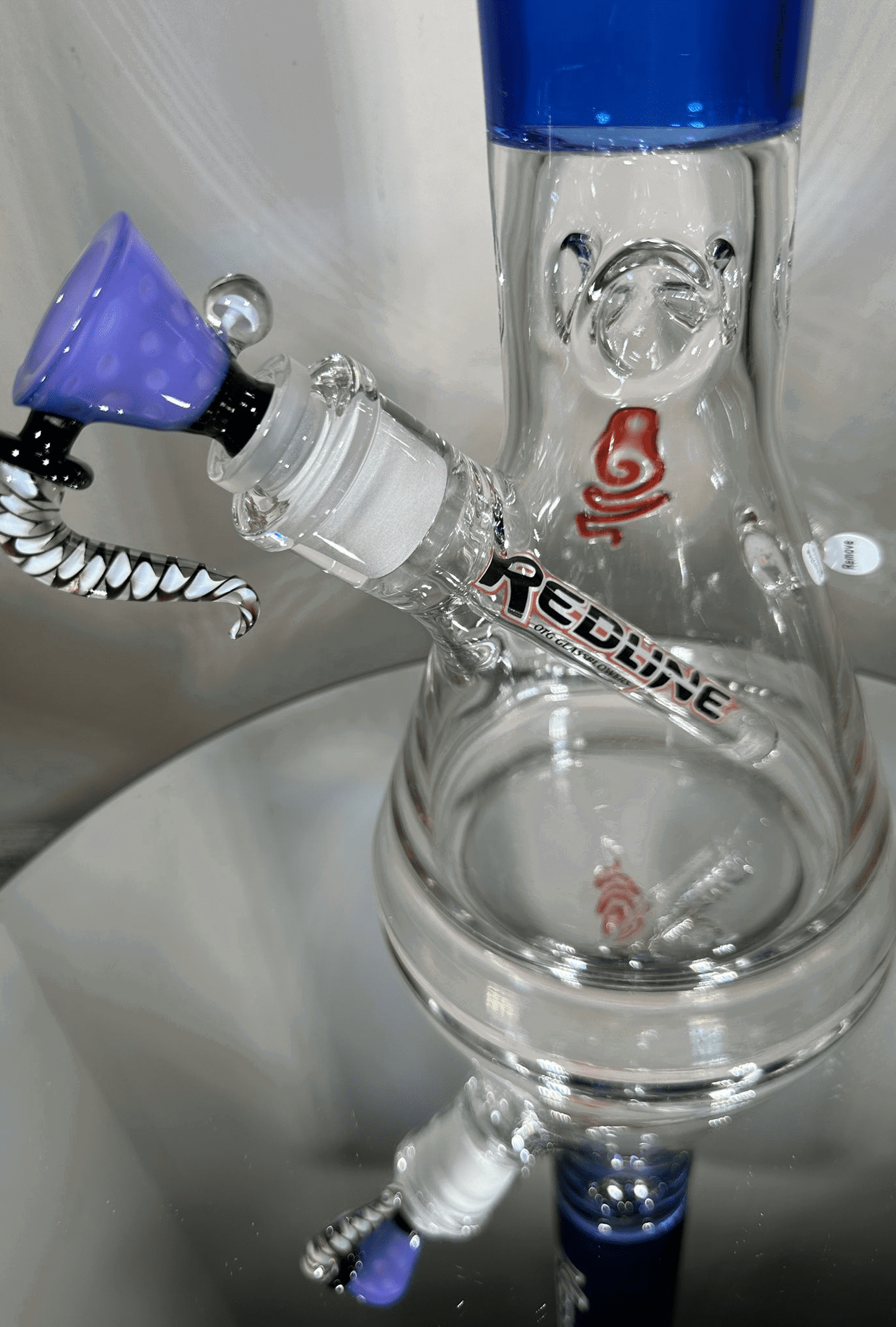 files/16_Redline_Cobalt_Blue_Beaker_Bong_with_LED_-_GiggleGlass-2064599.png